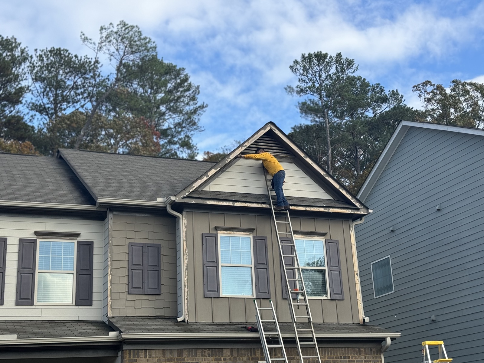 Exterior fascia and trim repair with full repaint